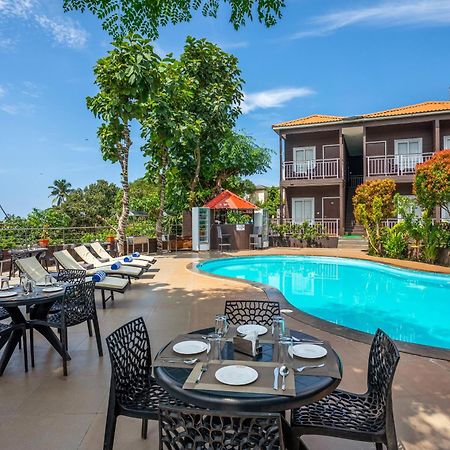 Aurum Resorts Morjim Ashvem Beach Buitenkant foto