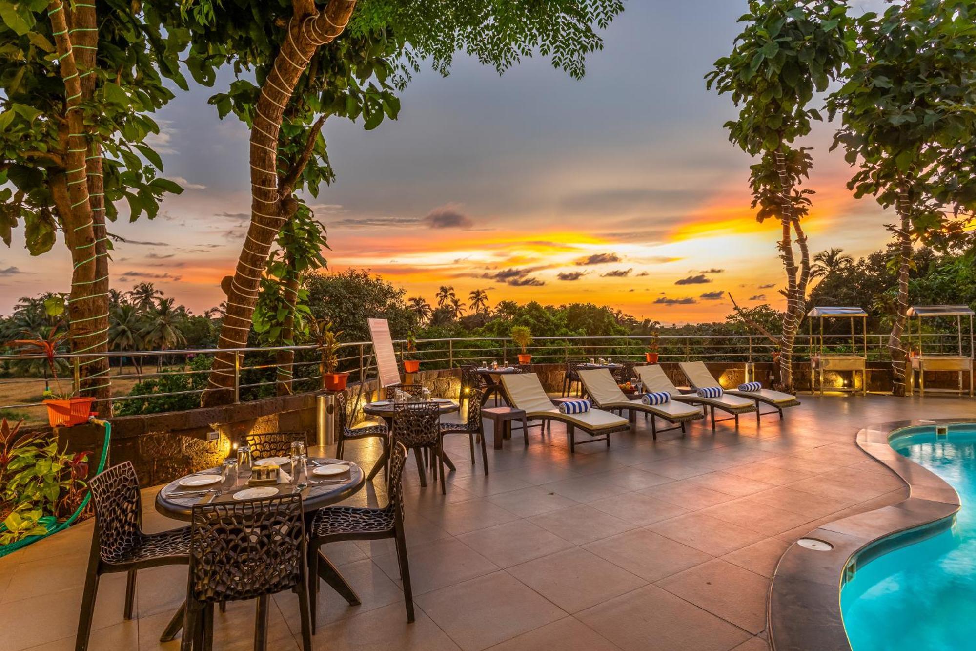 Aurum Resorts Morjim Ashvem Beach Buitenkant foto