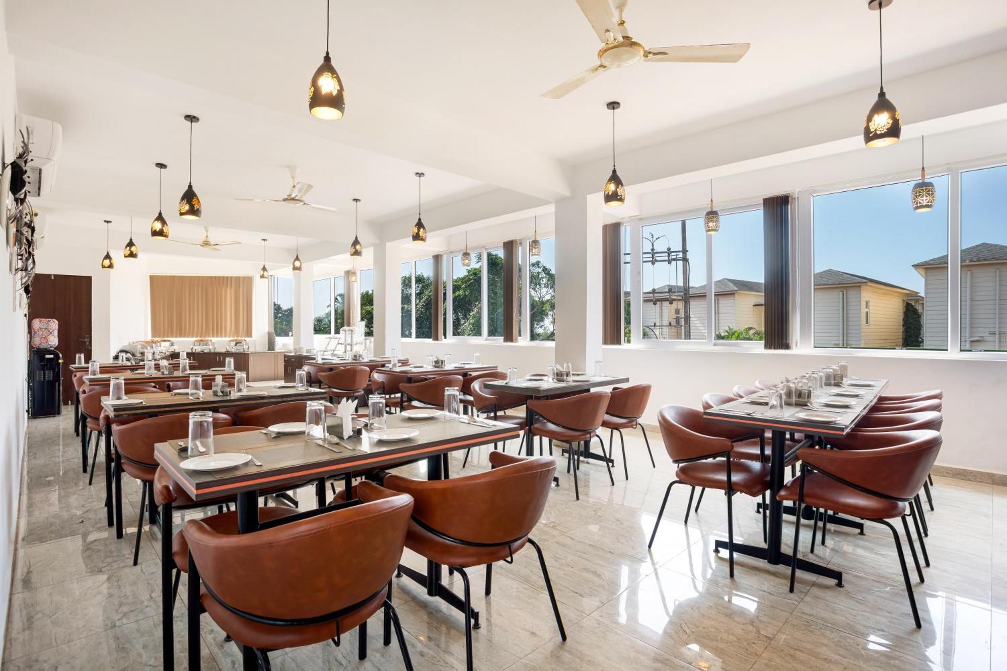 Aurum Resorts Morjim Ashvem Beach Buitenkant foto