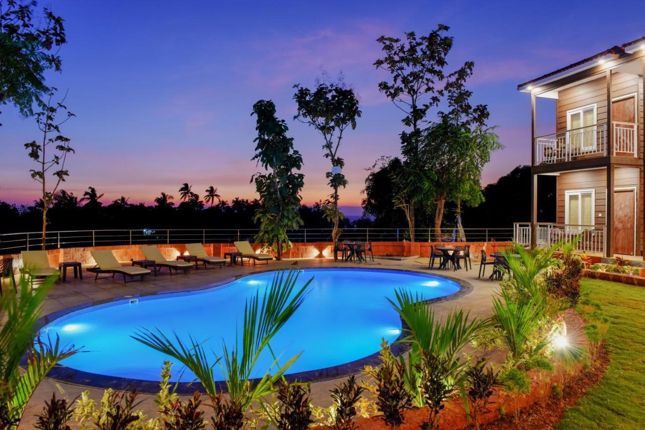 Aurum Resorts Morjim Ashvem Beach Buitenkant foto